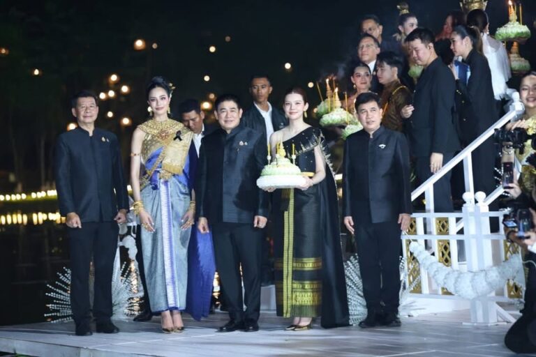 ธรรมนัสฯ รองนายกรัฐมนตรีเปิดงาน Maha Loi Krathong @Ayutthaya พร้อมเชิญชวนคนไทยร่วมน้อมรำลึกในพระมหากรุณาธิคุณของสมเด็จพระนางเจ้าสิริกิติ์ พระบรมราชินีนาถ พระบรมราชชนนีพันปีหลวง ณ วัดพระราม จังหวัดพระนครศรีอยุธยา